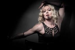 Madonna visite le chantier d&rsquo;un hôpital pour enfants qu&rsquo;elle finance au Malawi