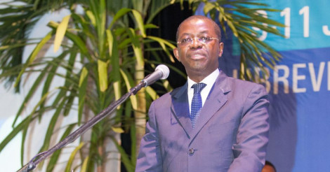 Gabon: Séraphin Moundounga le ministre de la Justice, annonce sa démission