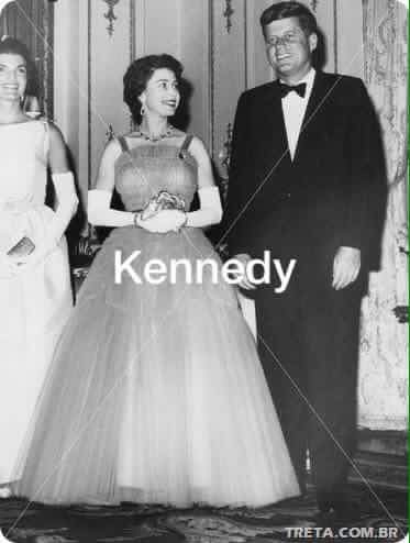 Des images de la Reine d'Angleterre avec plusieurs présidents des USA affolent la toile