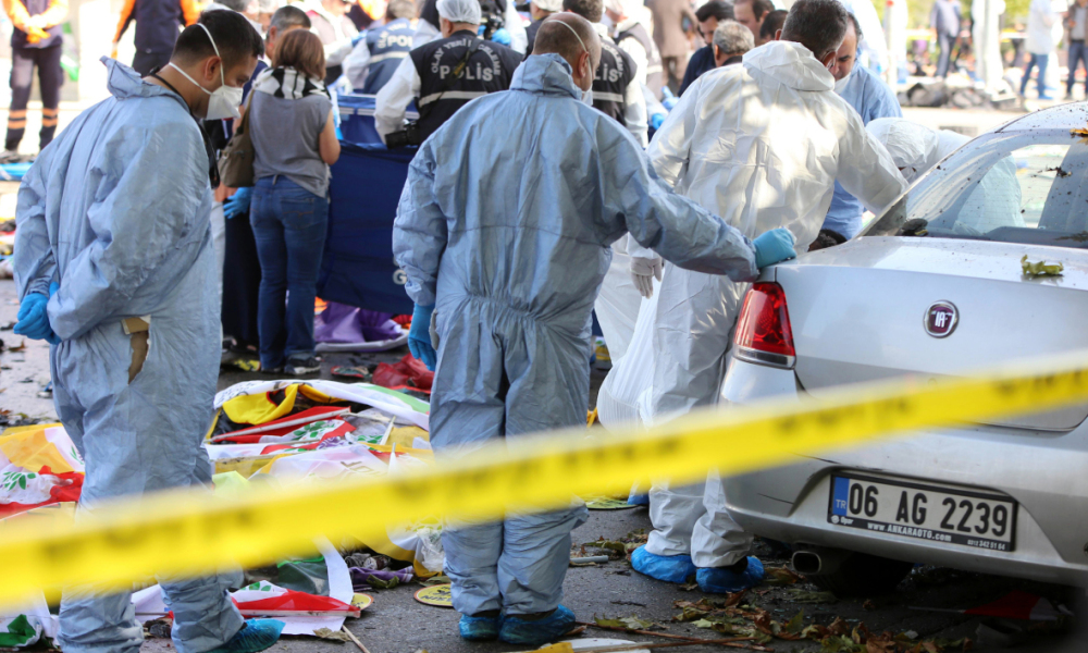 Turquie: deux hommes se font exploser quand la police veut les arrêter