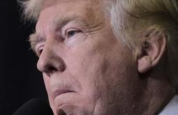 Trump affirme que sa victoire marquera la fin de « l’establishment corrompu de Washington »