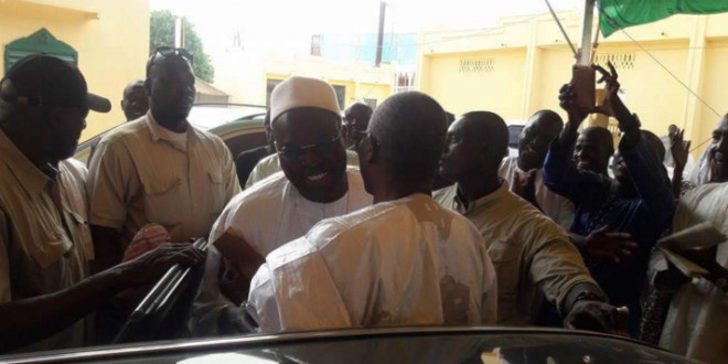 Touba : Chaleureuses retrouvailles entre Tanor Dieng et Khalifa Sall chez le khalife général des mourides