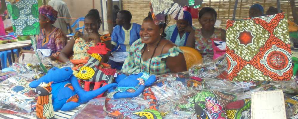 Foire de la FRAPH de Kolda : La délégation officielle salue le dynamisme des personnes handicapées.