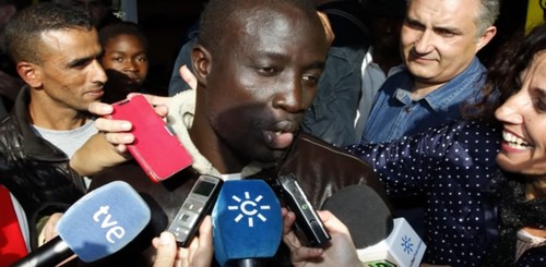 spains-christmas-lotto-rescued-african-migrant-wins-e400000