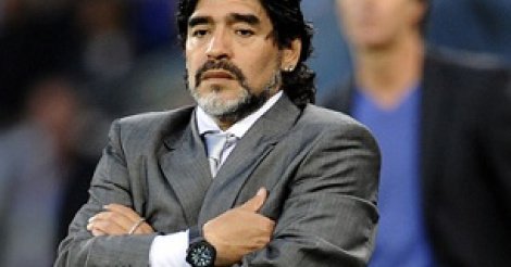 Match de Gala Afrivac : Diego Armando Maradona à Dakar !