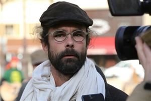 Jugé pour avoir aidé des migrants, pour Cédric Herrou : « c’est un honneur »