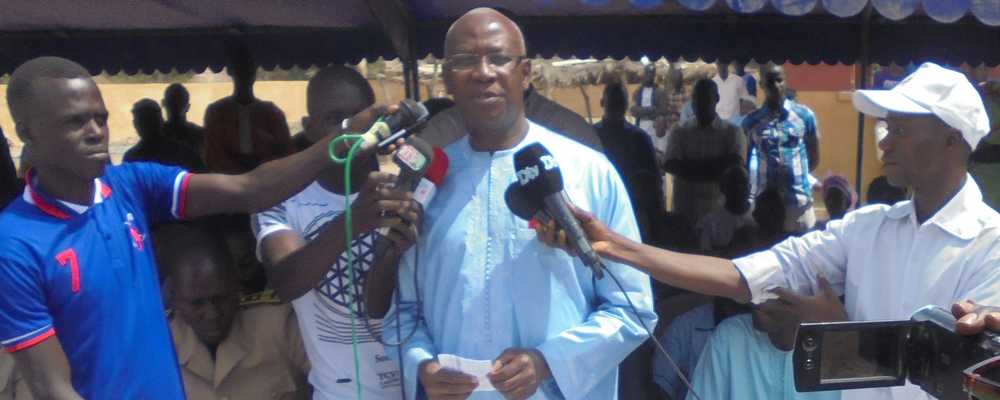 Serigne Mbaye Thiam demande aux enseignants de ne pas hypothéquer l’espoir des enfants