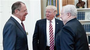 Donald Trump au cœur d’un nouveau scandale : il aurait révélé des informations classifiées aux Russes