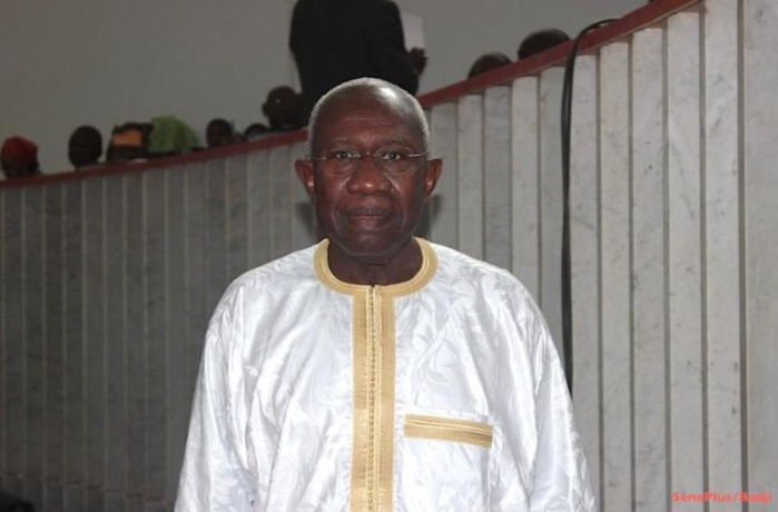 Iba Der Thiam restitue sa carte et ses bons de carburant à l’Assemblée nationale