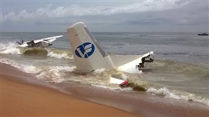 Côte d’Ivoire : Un avion s’écrase en bord de mer et fait 4 morts et 6 blessés