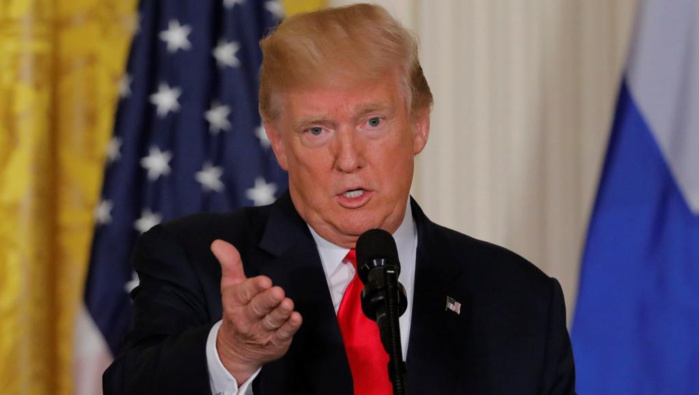 Trump pique une COLÈRE sur Twitter après une tribune anonyme et EXPLOSIVE sur le New York Times