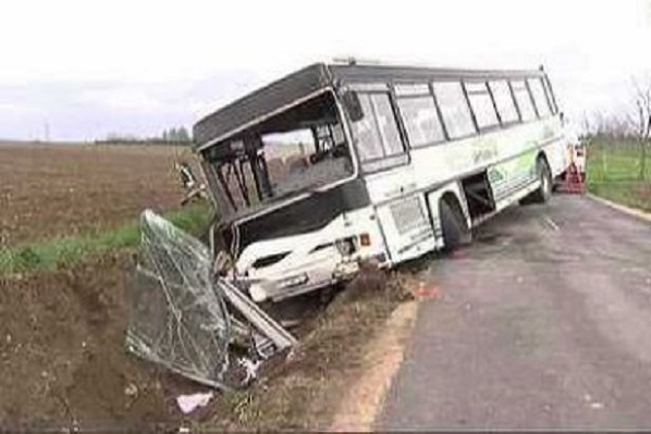 Tragique accident au Kenya: 30 morts dans la collision d’un bus et d’un camion