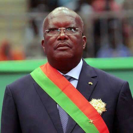 Obsèques du Maréchal Idriss Déby Itno : Le président Burkinabé rend un vibrant hommage à un « Homme d’État, stratège militaire exceptionnel et grand panafricaniste »