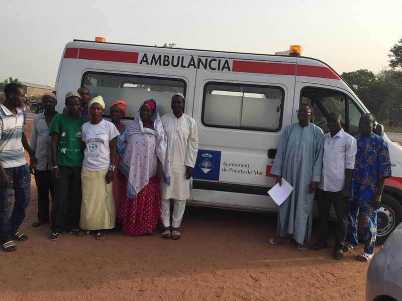 Santé à Mampatim : la diaspora offre une ambulance aux populations