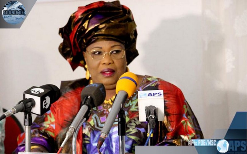 Covid 19 : Aminata Mbengue Ndiaye offre 5 millions FCFA au comité régional de gestion des épidémies de Louga