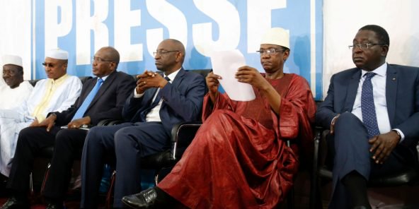 Présidentielle au Mali : en attendant les résultats, 16 candidats menacent de ne pas les accepter