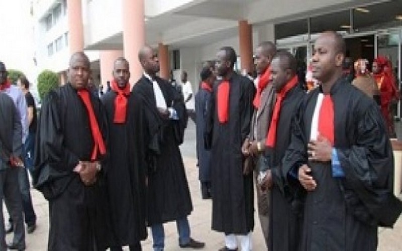 Malgré les menaces, les greffiers décrètent 72 heures de grève