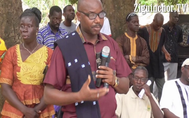 Le maire de Nyassia octroie des fournitures scolaires et de matériels didactiques aux écoles