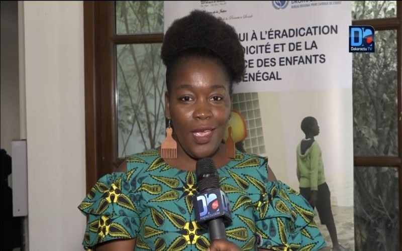 Samantha Tracy invite les femmes à se battre et loue leurs valeurs