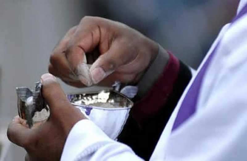 Mercredi des Cendres : « Nous sommes poussière… ».