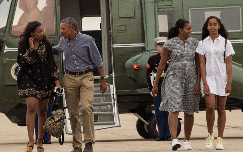 Barack Obama et sa famille en vacances en France