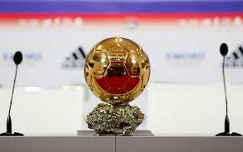 Le lauréat du ballon d’or 2019 connu le 2 décembre, les nominés dévoilés le 21 octobre