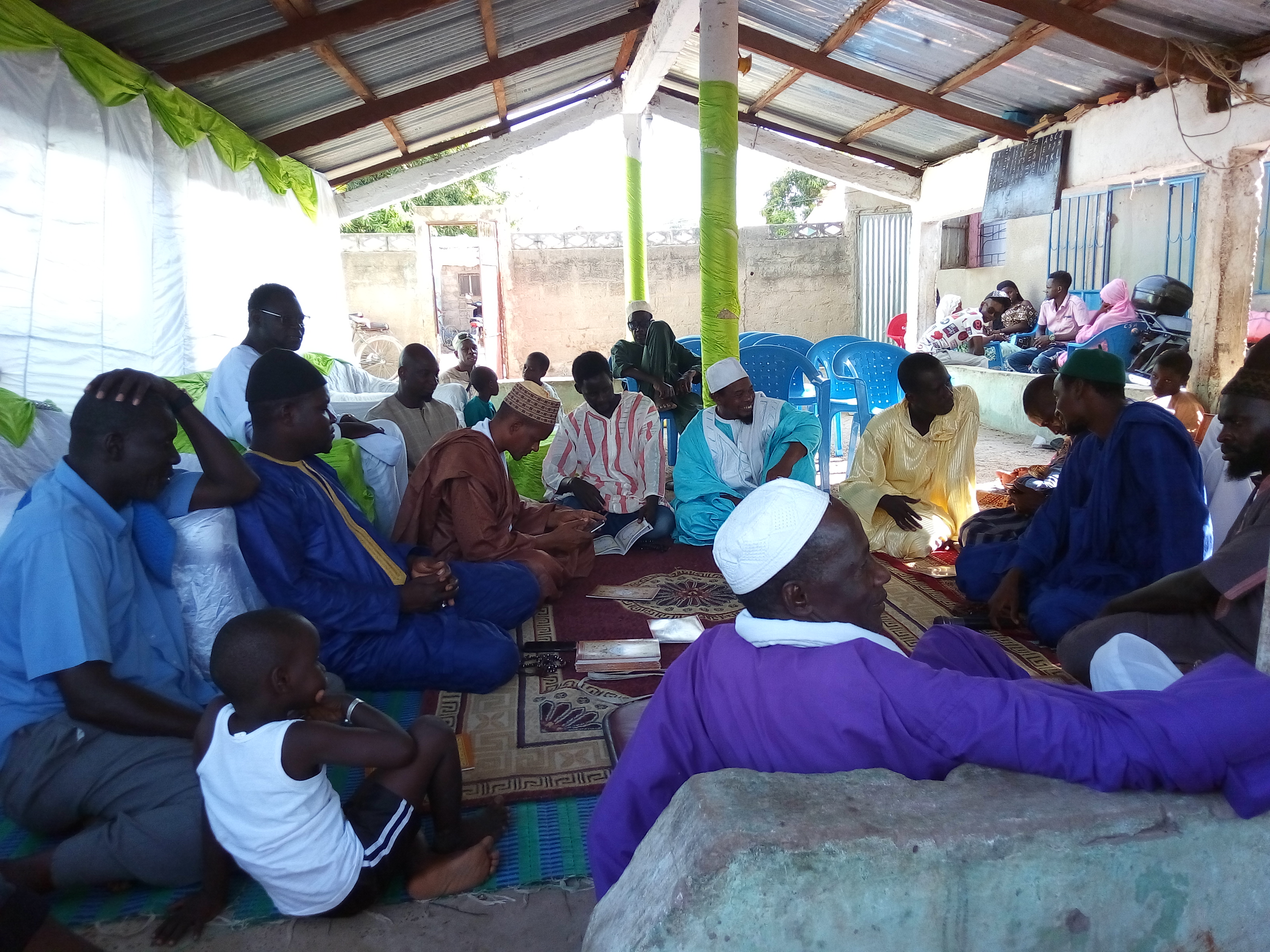 Vélingara : La famille de feu Cherif Bécaye Aïdara célèbre le Mawloud Au menu : Une conférence, des récitals du coran et des chants