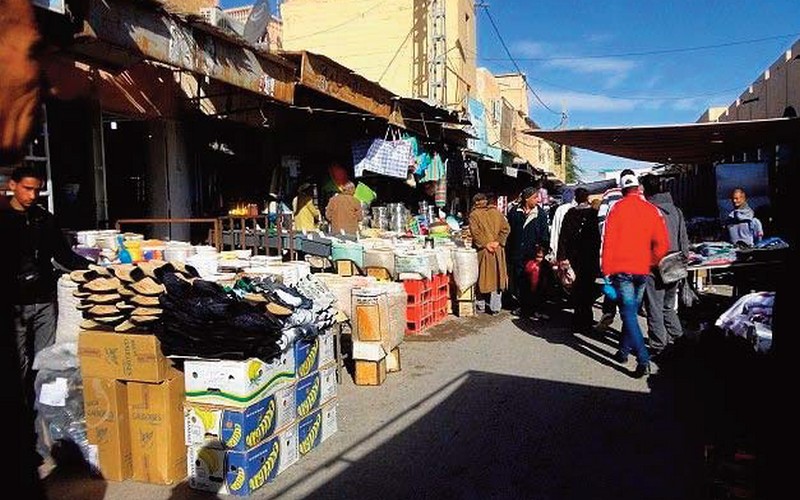 Vente en gros, Demi-gros et en détail : Dakar, théâtre de la guerre des bazars !