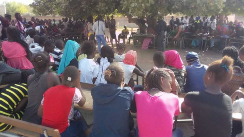 Lutte contre les grossesses précoces à Kolda : le GEEP sensibilise les élèves du CEM Doumassou Plateau