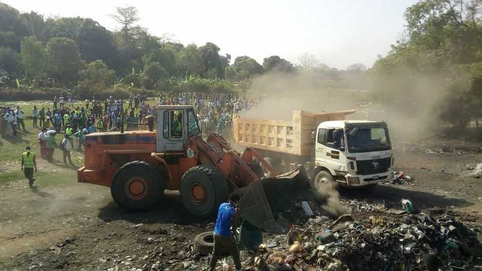 Cleaning Day à Kolda : Le Ministre Moussa Baldé entre en action !