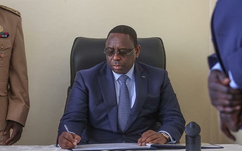 Covid-19, Macky Sall gracie 2.036 détenus