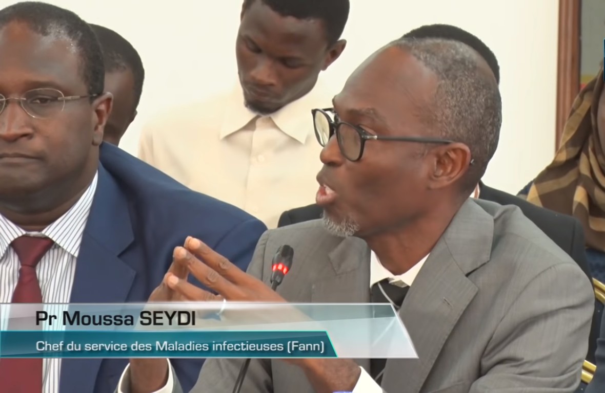 « Nous avons constaté que les patients traités avec l’hydroxychloroquine guérissent plus vite… », explique le Pr Moussa Seydi