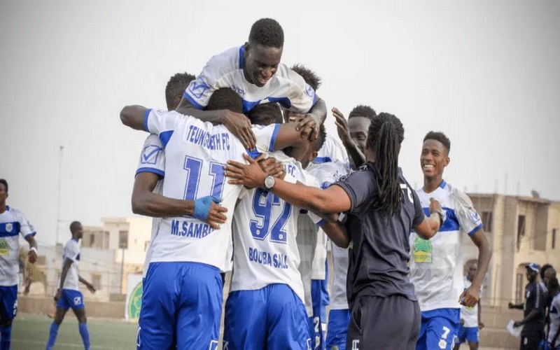 Teungueth FC et la Linguère, champions de la phase aller de ligue 1 et ligue 2
