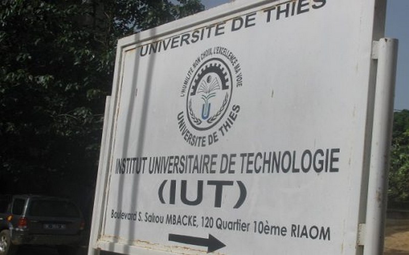L’IUT de Thiès présente au gouverneur son appareil de lavage autonome