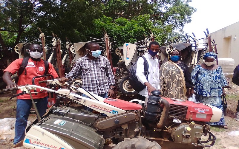 Lutte contre la covid-19 à Kolda : Renforcement de capacité des paysans en entretien du matériel agricole