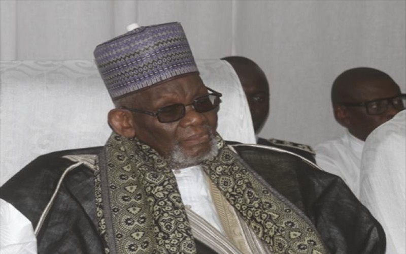 Présentation de condoléances : Macky Sall accueilli à Madina Baye