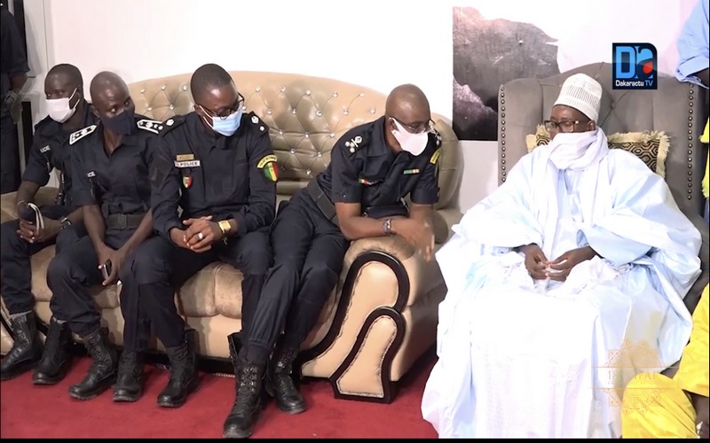 Touba : le DSP Modou Mbacké Diagne reçu en audience par Serigne Bass Abdou Khadre