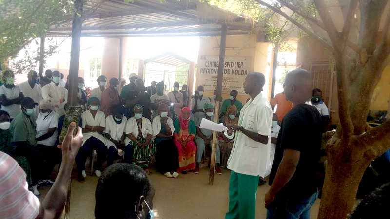 Sit-in à l’hôpital régional de Kolda : les agents réclament de meilleures  conditions de travail