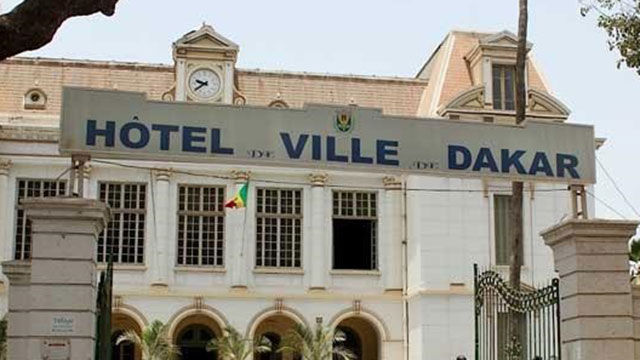 Ville de Dakar : le torchon brûle entre agents techniques et Soham El Wardini
