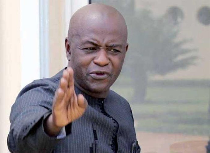 FSF : Saer Seck déchire le consensus et empoigne Augustin Senghor