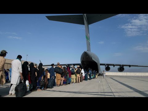 Afghanistan : menace terroriste à l&rsquo;aéroport de Kaboul • FRANCE 24