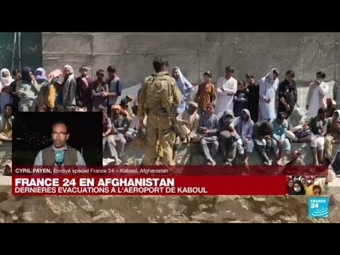 Attentat à Kaboul : l’attaque n’a pas dissuadé des milliers d’Afghans de fuir le pays