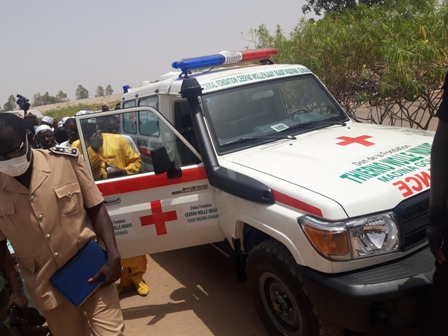 Médina  Gounass (dep Vélingara)  : La fondation Thierno Wollé Ndiaye offre  02 ambulances médicalisées au centre de santé