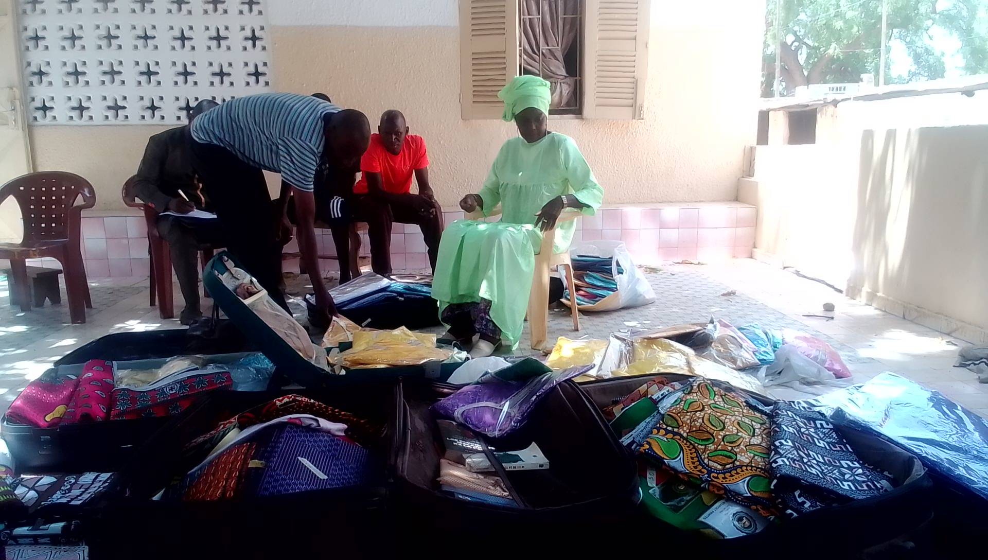 Korité 2022 : Madame Ndèye Gnagna Fall Ba, distribue 1000 tenues aux koldois