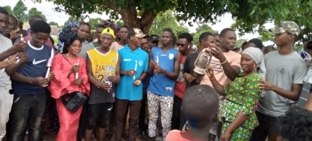 Vélingara : Les jeunes de Teyel réclament de l’ eau , de l électricité et des infrastructures sanitaires dans leur village