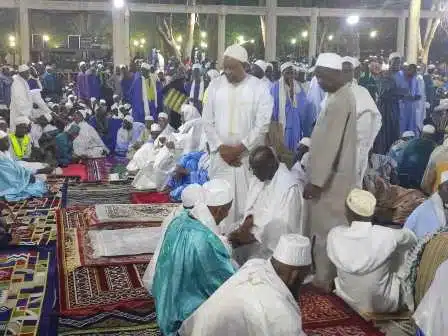 Thierno Alassane Sall au Daaka de Médina Gounass « Nous avons prié pour la paix et la stabilité au Sénégal …….»
