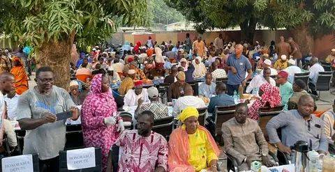 Ndogou chez le Pr Moussa Baldé à Kolda : le Ministre en a profité pour lancer un message de paix.