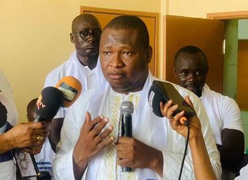 Littérature à Kolda : Daouda Sidibé publie « Le parcours d’un combattant »