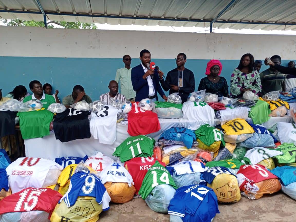Don d’équipements sportifs à Kolda : Abdourahmane Doura Baldé gâte les sportifs du département