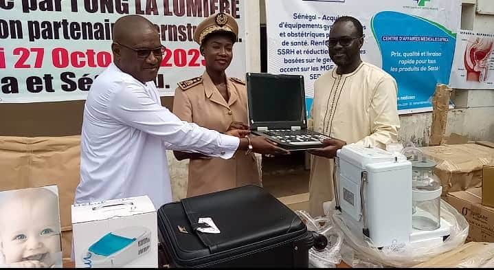 Soutien au secteur de la santé : l’ONG la lumière remet des équipements gynécologiques d’une valeur de 22 millions à Kolda et Sédhiou.